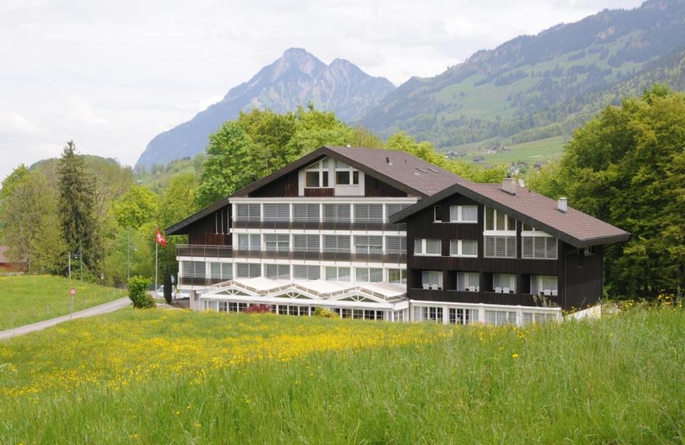 Hotel Klausenhof Flueeli Flueli-Ranft Bagian luar foto